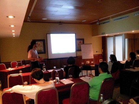 El profesor Raúl Martín, durante una de sus exposiciones del curso impartido en junio en Málaga.